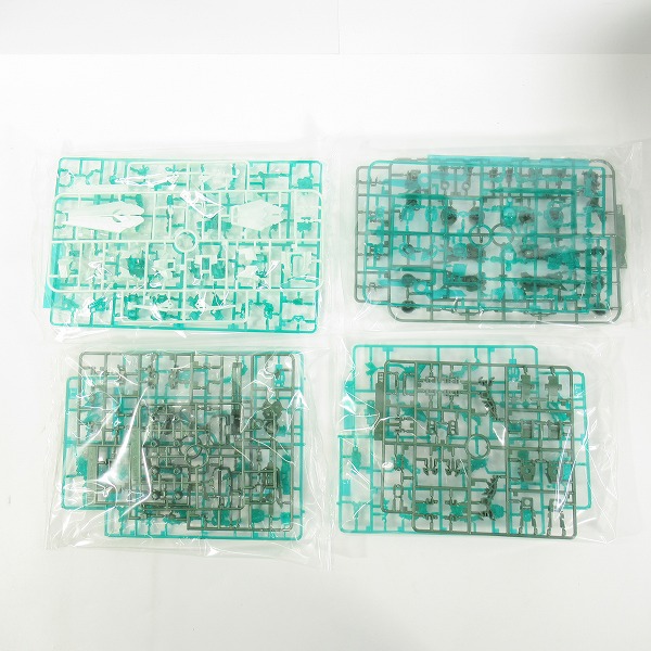 実際に弊社で買取させて頂いた【未組立】 バンダイスピリッツ ガンダムベース限定 MG 1/100 機動戦士ガンダムUC ユニコーンガンダム 光の結晶体/ガンプラの画像 4枚目