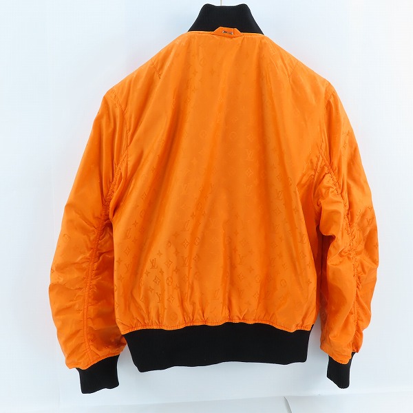 実際に弊社で買取させて頂いたLouis Vuitton/ルイヴィトン 22AW モノグラム総柄 ma-1型 リバーシブル ブルゾン RM222Q J32 HNB56W/50の画像 3枚目