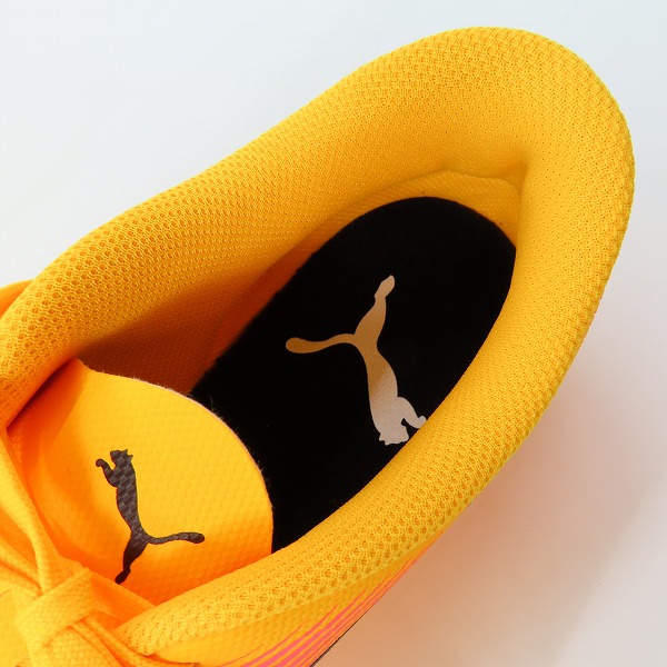 実際に弊社で買取させて頂いたPUMA/プーマ ULTRA PLAY/ウルトラ プレイ TT サッカー/トレーニング シューズ 107765-03/27の画像 4枚目