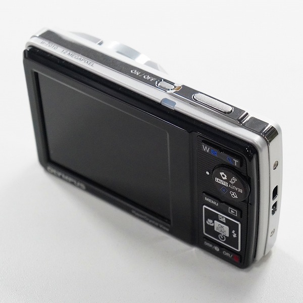 実際に弊社で買取させて頂いたOLYMPUS/オリンパス μ-7010 ミュー コンパクトデジタルカメラ 動作未確認の画像 2枚目