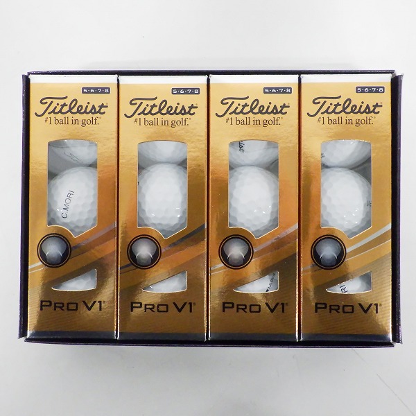 実際に弊社で買取させて頂いた【未使用/オウンネーム】Titleist/タイトリスト PRO V1 ゴルフボール ホワイト 1ダース