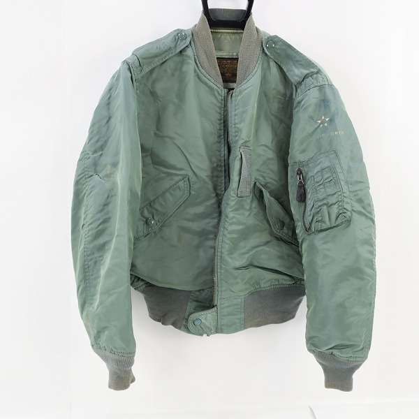 実際に弊社で買取させて頂いた【難有り】ALPHA INDUSTRIES/アルファインダストリーズ ボンティング L-2B ミリタリー フライト ジャケット 8415-273-3964/M