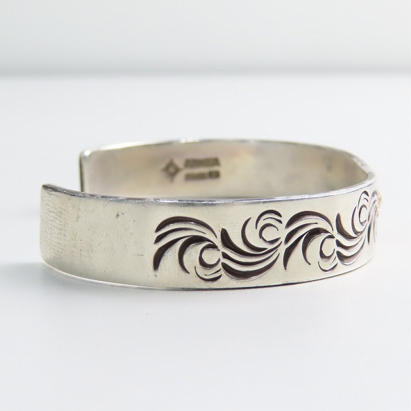実際に弊社で買取させて頂いたARIZONA FREEDOM/アリゾナフリーダム K18太陽神 巻唐草バングルの画像 4枚目