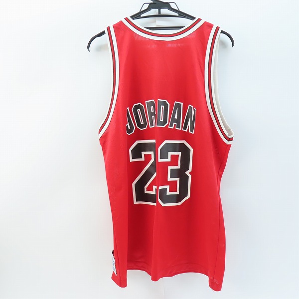 実際に弊社で買取させて頂いたChampion/チャンピオン NBA Chicago Bulls/シカゴブルズ Authentic apparel JORDAN/ジョーダン #23 ユニフォーム 44の画像 1枚目