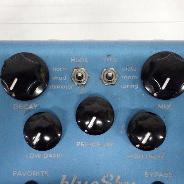 実際に弊社で買取させて頂いたStrymon/ストライモン blueSky ブルースカイ リバーブ マシーン エフェクター【動作確認済】の画像 1枚目