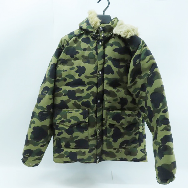 実際に弊社で買取させて頂いたBAPE BY A BATHING APE/アベイシングエイプ 1ST CAMO ファーフーデッド ダウンジャケット L