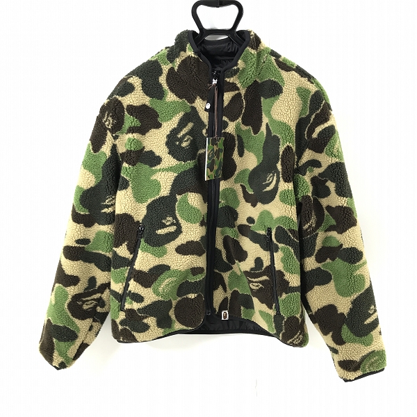 実際に弊社で買取させて頂いた【未使用】A BATHING APE/アベイジングエイプ ABC Camo Boa Reversible Jacket リバーシブルボアジャケット/001LJK801010M/S