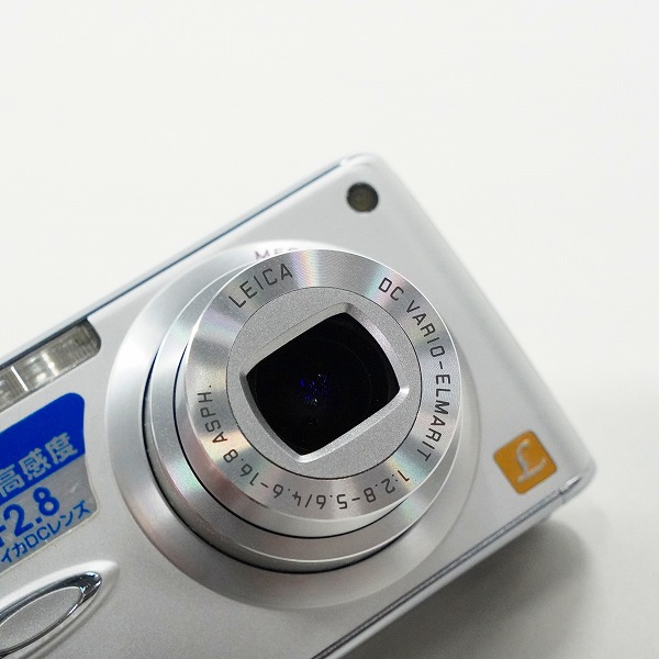 実際に弊社で買取させて頂いたPanasonic/パナソニック DMC-FX01 LUMIX ルミックス コンパクトデジタルカメラ 動作確認済みの画像 1枚目