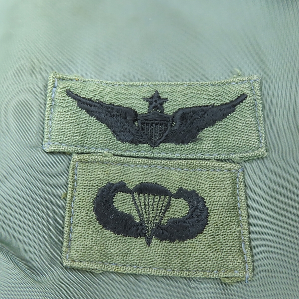 実際に弊社で買取させて頂いたUS ARMY/米軍実物 ALPHA INDUSTRIES社製/1972年製/70S/ヴィンテージ L-2Bジャケット Mの画像 5枚目