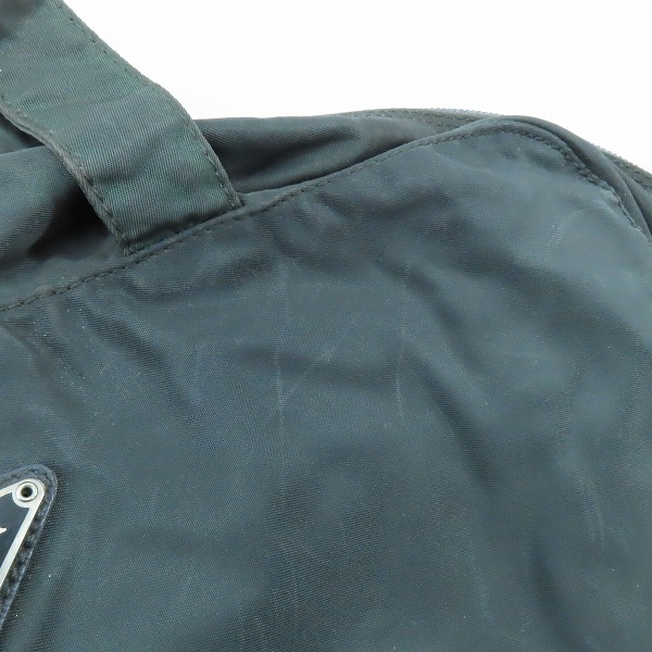 実際に弊社で買取させて頂いたPRADA/プラダ ロゴプレート ナイロン ハンドバッグ グレーの画像 7枚目