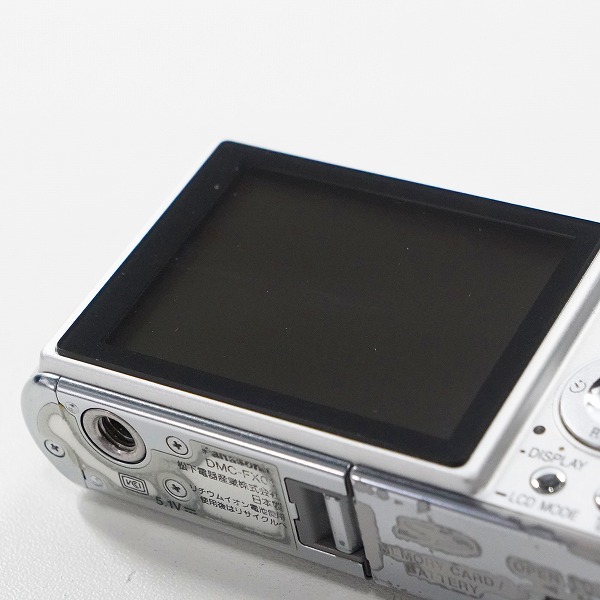 実際に弊社で買取させて頂いたPanasonic/パナソニック DMC-FX01 LUMIX ルミックス コンパクトデジタルカメラ 動作確認済みの画像 5枚目