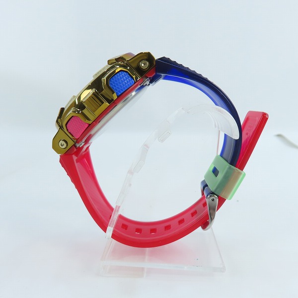 実際に弊社で買取させて頂いたG-SHOCK/Gショック Metal Covered レインボー 腕時計/ウォッチ GM-110RB-2AJFの画像 1枚目