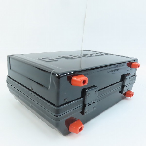 実際に弊社で買取させて頂いた(2)G-SHOCK × PROTECA/Gショック プロテカ 非売品 トランクウォッチケースの画像 2枚目