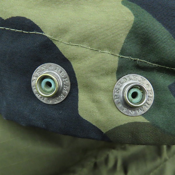 実際に弊社で買取させて頂いたBAPE BY A BATHING APE/アベイシングエイプ 1ST CAMO ファーフーデッド ダウンジャケット Lの画像 7枚目