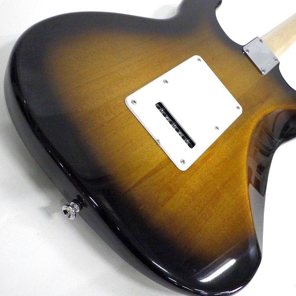 実際に弊社で買取させて頂いた★【美品】Squier by Fender/スクワイヤー Sonic Stratocaster/ストラトキャスター エレキギター ソフトケース付 の画像 7枚目