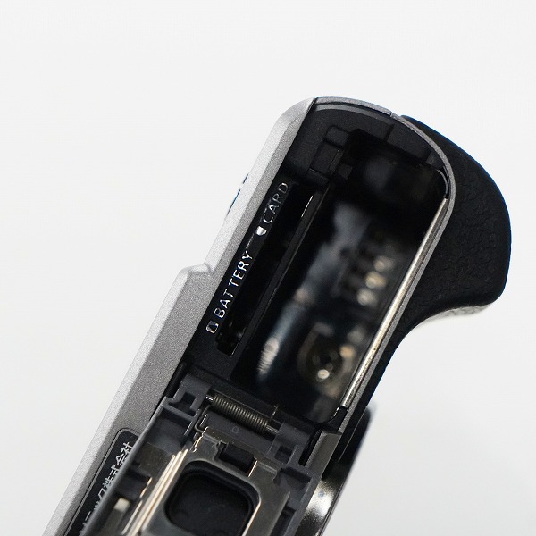 実際に弊社で買取させて頂いたPanasonic/パナソニック LUMIX DMC-GX1 ミラーレス一眼レフカメラ ボディ 動作未確認の画像 7枚目