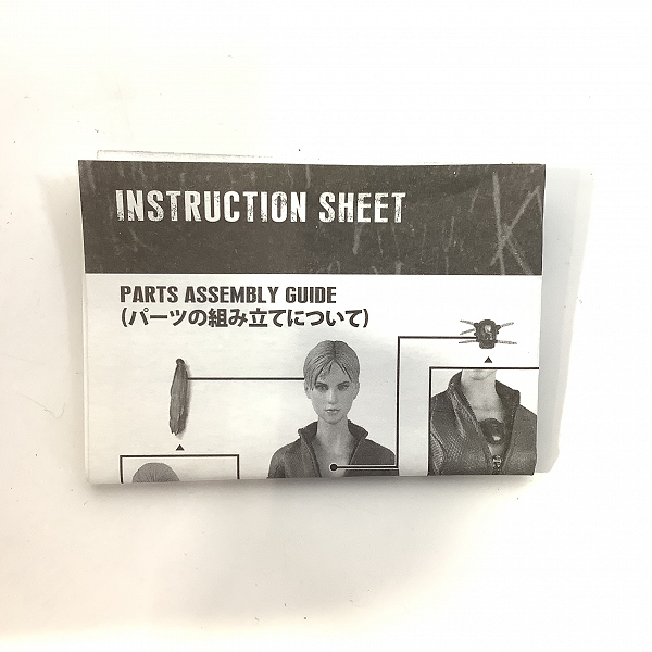 実際に弊社で買取させて頂いたHOT TOYS/ホットトイズ ビデオゲーム・マスターピース バイオハザード5 1/6 ジル・バレンタイン バトルスーツ版 フィギュアの画像 6枚目