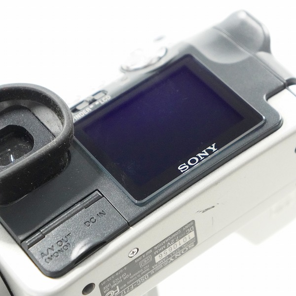 実際に弊社で買取させて頂いたSONY/ソニー DSC-F717 Cyber-shot サイバーショット コンパクトデジタルカメラ 動作未確認の画像 6枚目