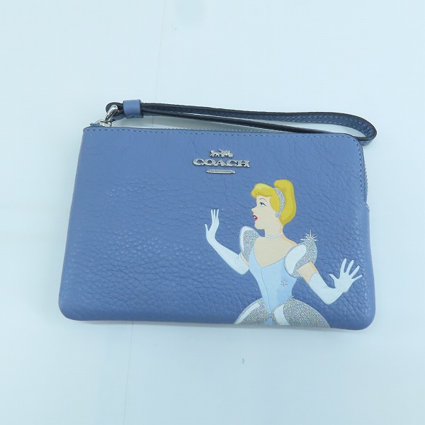 実際に弊社で買取させて頂いたCOACH×Disney/コーチ×ディズニー シンデレラ コラボ リストレット ポーチ/小物入れ C3361