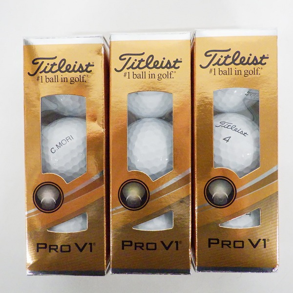 実際に弊社で買取させて頂いた【未使用/オウンネーム】Titleist/タイトリスト PRO V1 ゴルフボール ホワイト 3スリーブ