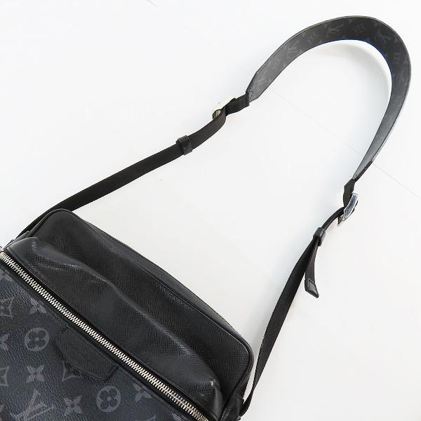 実際に弊社で買取させて頂いたLOUIS VUITTON/ルイヴィトン タイガラマ アウトドアメッセンジャーバッグ/M30233の画像 2枚目