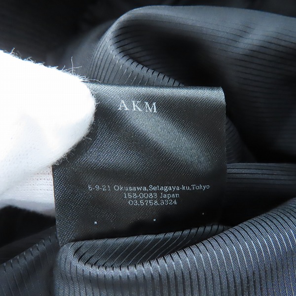 実際に弊社で買取させて頂いたAKM/エーケーエム ラムレザー ダウンジャケット ブラック/Lの画像 4枚目