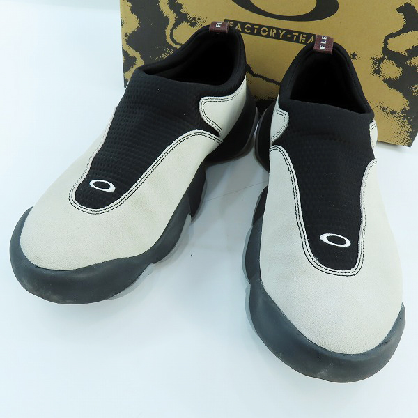 実際に弊社で買取させて頂いたOAKLEY/オークリーFactory Team Flesh スリッポンシューズ FOF100595 /29