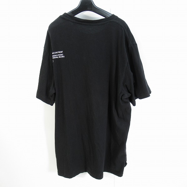 実際に弊社で買取させて頂いた【JPタグ】MONCLER×Lewis Leathers×Fragment/モンクレール×ルイスレザー×フラグメント Tシャツ G209U8C00007/XLの画像 1枚目