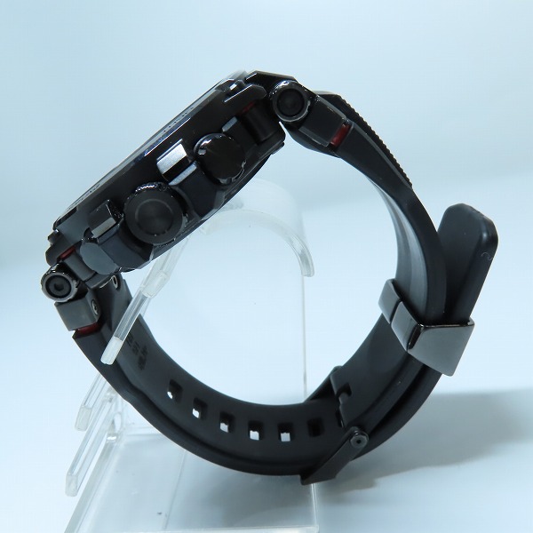 実際に弊社で買取させて頂いたG-SHOCK/Gショック MT-G Bluetooth搭載 電波ソーラー MTG-B1000B-1AJFの画像 1枚目