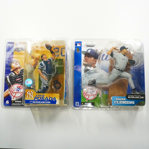 実際に弊社で買取させて頂いた【未開封】McFARLANE TOYS/マクファーレントイズ ニューヨーク・ヤンキース JORGE POSADA/ROGER CLEMENS フィギュア 2点セット