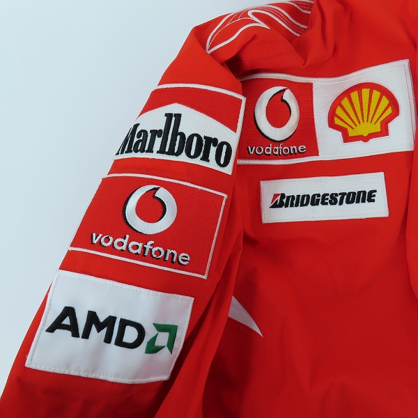 実際に弊社で買取させて頂いたPUMA×FERRARI/プーマ×フェラーリ Marlboro ボーダフォン AMD 袖 パッチ付き ジャケット/Lの画像 9枚目