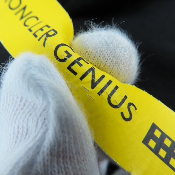 実際に弊社で買取させて頂いたMONCLER/モンクレール 23SS GENIUS SS T-SHIRT ジーニアス ワッペン 半袖Tシャツ ブラック I209R8C00001 M3568/XXLの画像 6枚目