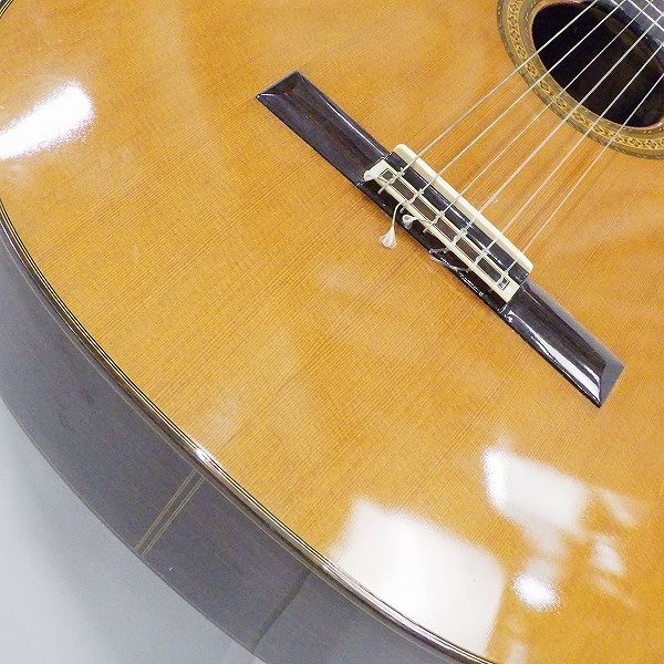 実際に弊社で買取させて頂いた★RYOJI MATSUOKA/松岡良治 LUTHIER Model No.M40 クラシックギター/ガットギター 日本製 ハードケース付の画像 6枚目