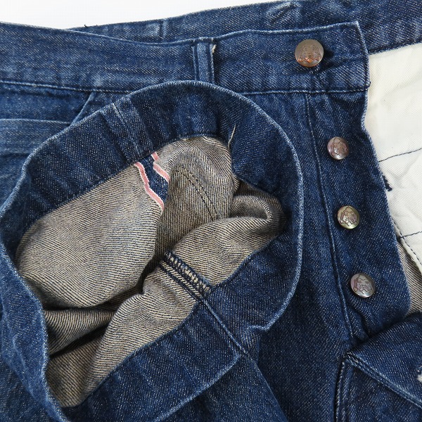 実際に弊社で買取させて頂いたEVISU/エヴィス カモメプリント ハーフパンツ/36の画像 2枚目