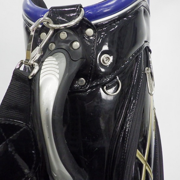 実際に弊社で買取させて頂いたTitleist/タイトリスト CB613 ゴルフ 9.5型 5分割エナメル キャディバッグ ブラックｘブルーの画像 4枚目