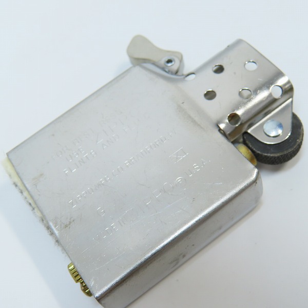実際に弊社で買取させて頂いたZIPPO/ジッポー HARLEY-DAVIDSON/ハーレーダビットソン ディスクメタル ゴールド 立体メタル ボルトオン 1996年製の画像 5枚目