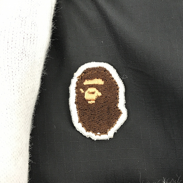 実際に弊社で買取させて頂いた【未使用】A BATHING APE/アベイジングエイプ ABC Camo Boa Reversible Jacket リバーシブルボアジャケット/001LJK801010M/Sの画像 8枚目