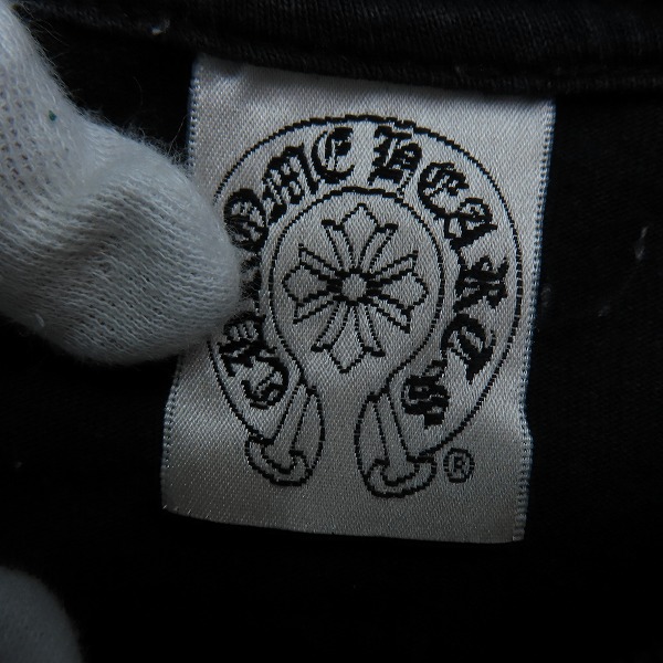 実際に弊社で買取させて頂いたCHROME HEARTS/クロムハーツ ホースシュー CHプラス プリント カットソー 002-037064 XXLの画像 2枚目
