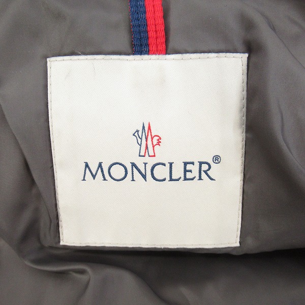 実際に弊社で買取させて頂いた【JPタグ】MONCLER/モンクレール MONTGENEVRE/モンジュネーブル ダウンジャケット  D20914033805 54272/2の画像 2枚目