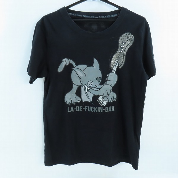 実際に弊社で買取させて頂いたRoen/ロエン LA-DE-FUCKIN-DA! ギタークラッシュ スカルスタッズ Tシャツ 71147056 /48
