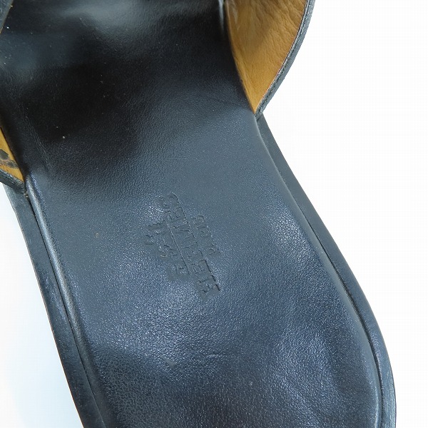 実際に弊社で買取させて頂いたHERMES/エルメス Izmir/イズミール レザー サンダル 41141ZH/40の画像 4枚目