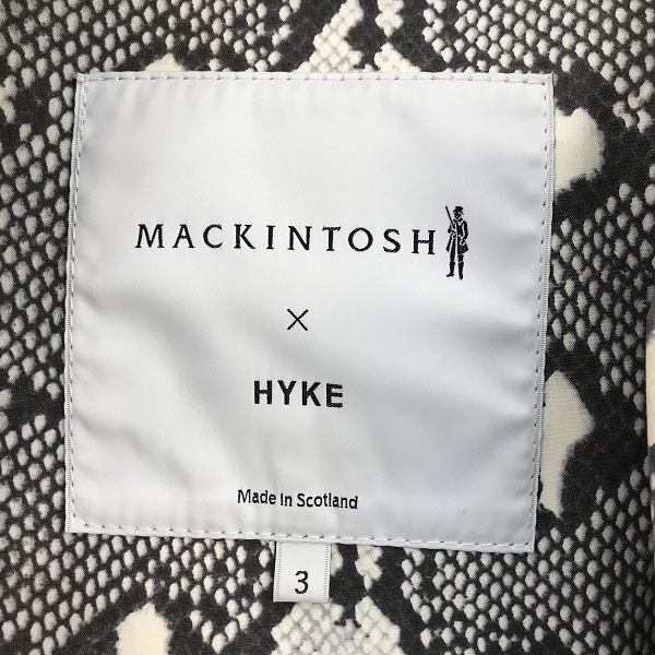 実際に弊社で買取させて頂いたMACKINTOSH×HYKE/マッキントッシュ×ハイク パイソン柄 コート Sの画像 2枚目
