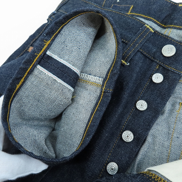 実際に弊社で買取させて頂いた【未使用】LEVIS/リーバイス 201XX 刻印555 バレンシア工場製 復刻 ビッグE デニムパンツ 201-0003/W32/L36の画像 4枚目