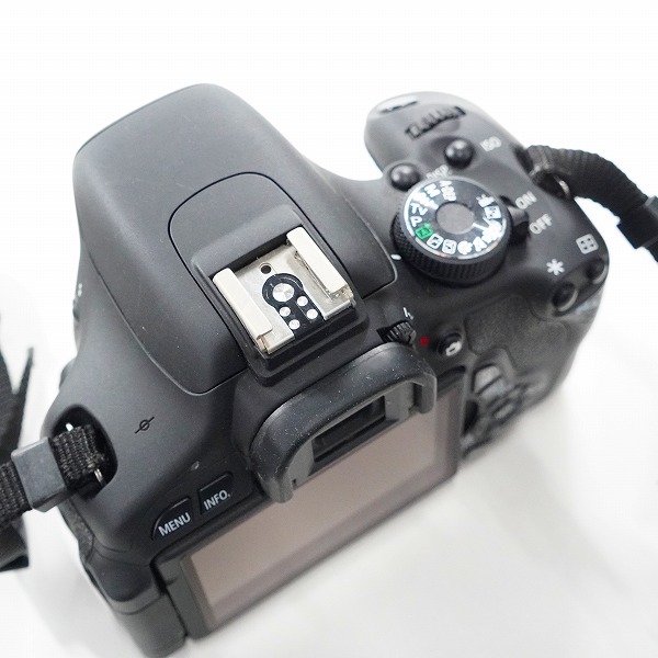 実際に弊社で買取させて頂いたCanon/キャノン DS126311 EOS kiss X5 デジタル一眼レフカメラ ボディ 動作未確認の画像 3枚目