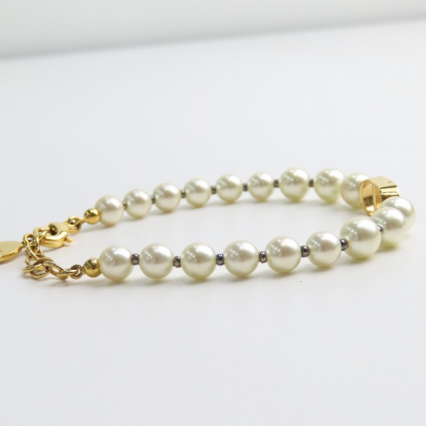 実際に弊社で買取させて頂いたChristian Dior/クリスチャン ディオール フェイクパール ロゴ ブレスレットの画像 4枚目