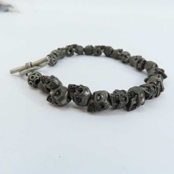 実際に弊社で買取させて頂いたNECROMANCE/ネクロマンス スカルブレスレット Tバーの画像 4枚目