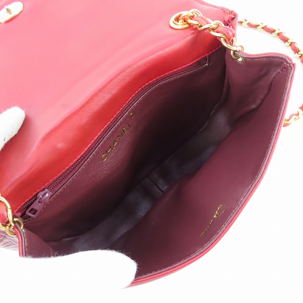 実際に弊社で買取させて頂いたCHANEL/シャネル ラムスキン ココマーク チェーンショルダーバッグの画像 4枚目
