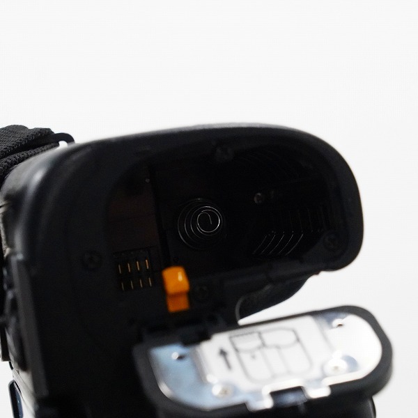 実際に弊社で買取させて頂いたNikon/ニコン D7500 デジタル一眼レフカメラ ボディ 動作確認済みの画像 7枚目