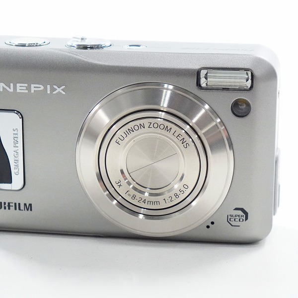 実際に弊社で買取させて頂いたFUJIFILM/富士フィルム FinePix F31fd コンパクトデジタルカメラ 動作未確認の画像 1枚目