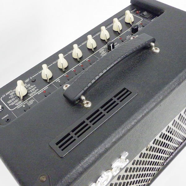 実際に弊社で買取させて頂いた★【難有り】VOX/ヴォックス VT15 Valvetronix エフェクト搭載 ギターアンプ コンボアンプの画像 2枚目